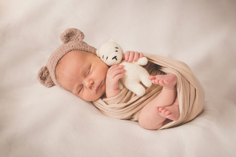 Creative Newborn Photoshoot Ideas: Crafting Everlasting Memories